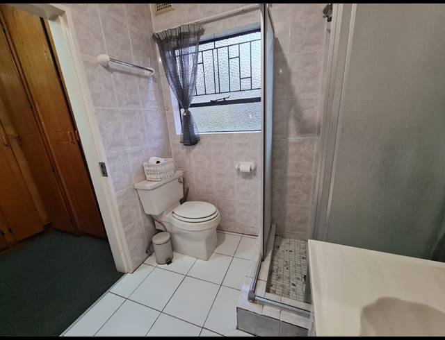 4 BEDROOM HOUSE FOR SALE IN SONNEVELD